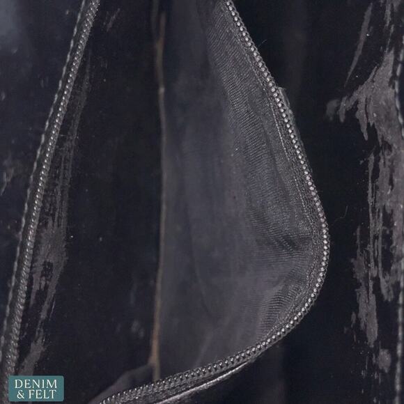 Gucci Vintage Black Patent Leather Shoulder Bag Logo Plaque Authentic Italy - Picture 12 of 16